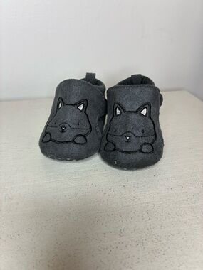 Baby size small Grey Fox Slip-On Shoes. Joe Fresh. Teeny and cute.